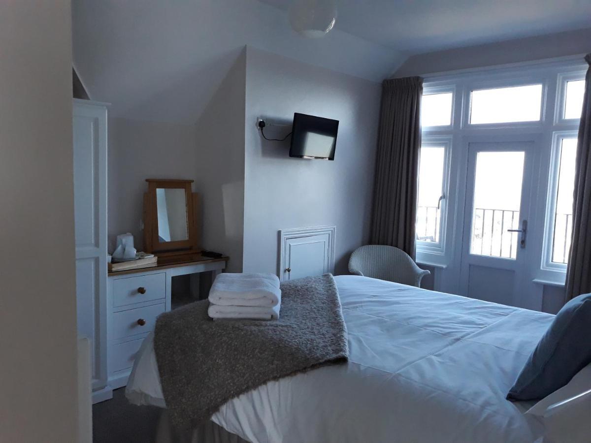 Breakers Bed And Breakfast Истбурн Экстерьер фото